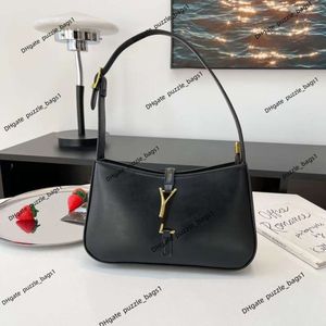 Fashion Brand Bags Women's Single Shoulder Crossbody Handbag Purse Luxury Design Half Moon Portable Baguette Bag New leather versatile handheld underarm bag