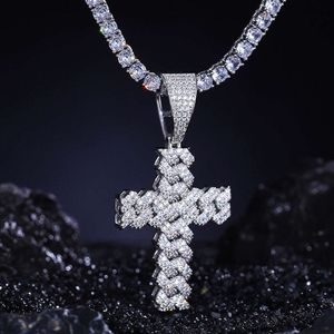 Bling Hiphop Hediye Altın Kaplama 925 STERLING Gümüş VVS Moissanite Buzlu Küba Çapraz Kolye Kolye Erkekler