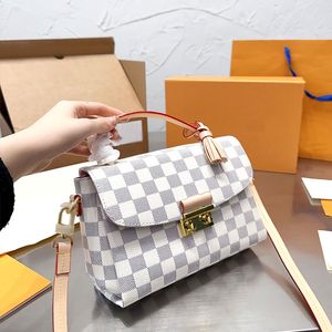 Fashion Designer bag The new Classic retro all-in-one strap with adjustable length 26X17cm with a folding box checkerboard tassel bag Hand-held crossbody bag