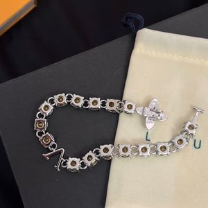 Designer Chain Diamond Simple Style Love Gift Br Christmas Boutique Jewelry Winter Fashion Accessories Wedding Party Charm