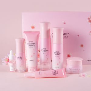 LAIKOU Sakura Kit Set per la cura della pelle Idratante e riducente le linee sottili Detergente per i pori Prodotto 7 pezzi/set