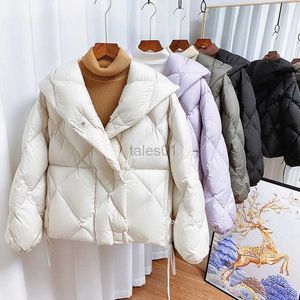 Women's Down Parkas 2023 Winter New Fashion 90％White Duck down短いジャケットの女性濃いゆるいゆるい型フード付きフードコートアウトウェアZLN231109