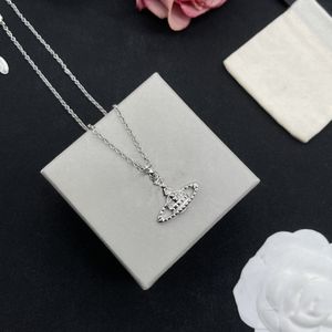 Designer Brand Pendant Necklaces Luxury Women Fashion Jewelry Saturn Chokers Metal Pearl Chain necklace cjeweler Woman dssw