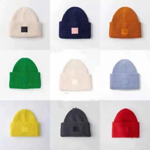 Beanie/Skull Caps Smiling face Beanie Skull Caps knitted Cashmere Eye Warm Couple Lovers Hats Street Hip-hop Wool Cap Adult 231108