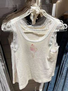 Camisoles tankar retro ängel tryckt spetstank för kvinnor söt och söt ärmlös ren bomullsmjuk t-shirt för kvinnor sommar mode y2k skörd topp 230410