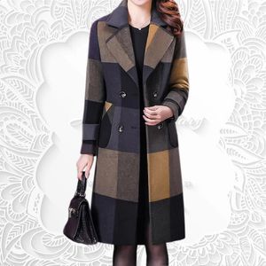 女性のウールブレンド秋の冬の女性ファッショングリッド長いダブル胸のコートレディースレディースハイエンドルーズ服231109