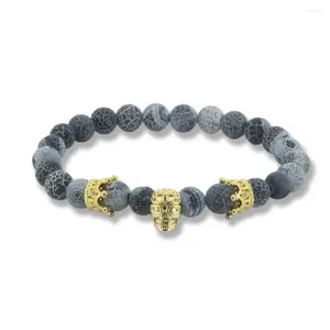 チャームブレスレット1PC Anil Arjandas Skull Bracelet 8mm Weathering Stone Beads GoldColorZircon Crowns Men Jewelry