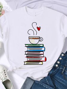 T-shirt da donna T-shirt con stampa Libri Kawaii T-shirt divertenti Harajuku Top Camicia estiva di moda per le donne Studente Caffè e lettura d'amore