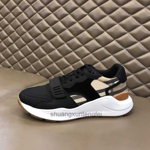 2023 Sıradan Ayakkabı Çizgili Kalın Bottom Erkekler Vintage Sneaker Kırmızı Platform Trainer Tasarımcı Sneakers Sezon Tones Trainers Marka Klasik Açık Ayakkabı 38-46