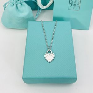 Couple 19mm Heart Necklace Womens Stainless Steel Luxury Designer Fashion Pendant Jewelry for Neck Valentine Day Gift for Girlfriend Accessories Wholesale
