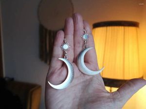 Kolczyki Dangle Srebrny kolor metalowy Witchy Magiczne księżyc Sun Star Ear Hangery Hoop Earring Celestial Moons Stars Universe Cloud