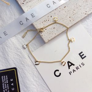 Tornozeleiras de ouro de designer ts para mulheres Novo design com marca de joias Presente perfeito para mulheres conscientes de temperamento e estilo em todo