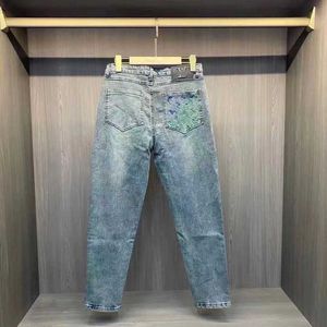 Herr jeans designer 2023 höst/vinter trendig broderi gammal blomma rak ben social ande killen smal passande mångsidiga grödor 5lgw xn1v