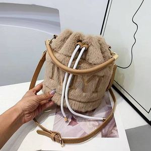 Winter Premium Sense Hand-held Hair Bucket Fashion Shoulder Crossbody Bag 18*18*20