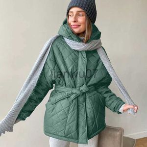 Piumino da donna Parka da donna Pelliccia sintetica 2022 Nuove donne Cappotto invernale con cappuccio Giacca invernale Donna Abbigliamento invernale Giacca da donna Giacche pesanti Camicetta Parka Tren J231110