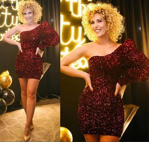 Shiny Burgundy Sequined Christmas Party Evening Dresses Sexy One Shoulder Short Prom Gowns Sheath Glitter Women Formal Cocktail Night Club Wear Mini Dress CL2910