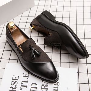 Mode Business Kleid Herren Klassische Leder Herren Anzüge Slip-on Oxfords Schuhe Party Quaste Designer Schuhe 230410 GAI GAI GAI