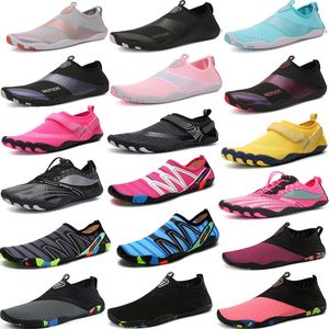 Strand-Schnorchelschuhe für Erwachsene, Golfschuhe, Freizeitschuhe, Designer-Herren-Tauchschuhe, weibliche Paar-Wat-Schwimmschuhe, Red River-Fuß, weiche Sohle, hautpassende Schuhe für Männer