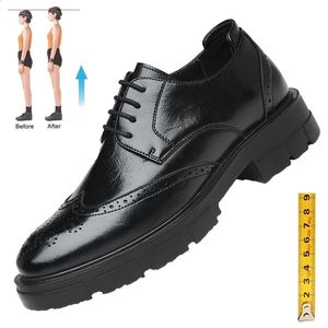 Elbise ayakkabıları erkekler brogue yükseklik artmış elbise ayakkabısı beyefendi takım asansör ayakkabıları oxford görünmez topuk 4/7/9cm platform düğün adam ayakkabıları 231110