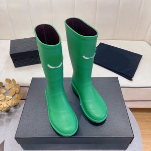 Moda feminina bota de chuva inverno botas de chuva à prova dwaterproof água botas de borracha sobre o joelho botas de plataforma de salto grosso botas de primavera e outono tamanho 35-40