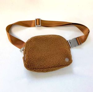 wholesale lulu everywhere Teddy bear chest belt Bag yoga sport 2023 lululemens womens Luxury Designer Shoulder fanny pack portable water proof Waist bum bags YU1005