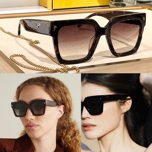 Gafas de sol Roma cuadradas de gran tamaño Logotipo de Roma en los laterales Patillas con núcleo de metal visible con FF grabado con láser Gafas cuadradas de gran tamaño de diseñador de moda 40101