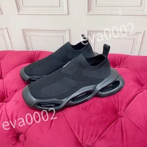 2023 nuovo top Scarpa moda casual Designer Uomo Donna colori e stili di lusso Designer traspirante Massaggio Aria esterna Scarpe da ginnastica sportive fengda1 230204