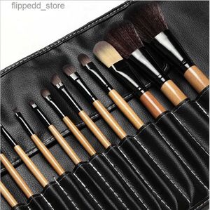 Pennelli per trucco 24 pezzi natura Pennelli per trucco per capelli Set Ombretto Sopracciglio Pennello per eyeliner Kit da viaggio professionale Strumenti per trucco cosmetico brochas Q231110