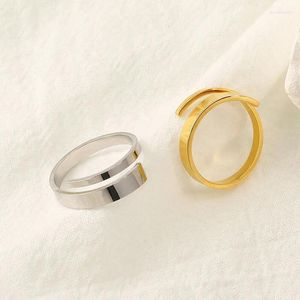 Anéis de casamento designs luxuosos torção geométrica amante simples joias de aço inoxidável para casal mulheres acessórios masculinos fornecedores dropship