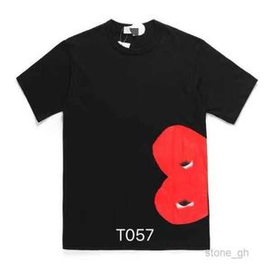 cdgs Herren-T-Shirts, modische Herren-Play-T-Shirts, Designer-Hemd mit rotem Herz, Commes, lässige Damen-Hemden, Des Badge Garcons, hochwertige T-Shirts, 2 YNR8