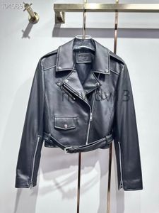 Neue Mode-Schwerindustrie Slim-Fit-Temperament lässige Motorrad-Kurzjacke Lederjacke Damenmode