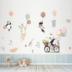 Adesivos de parede 280 * 160 cm de desenho animado papel de parede de animal para o quarto infantil Lovley panda balão papel de parede de vinil papel de parede decoração para quarto decoração em casa 230410