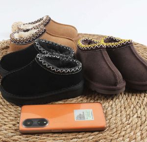 Pantofole Tasman per bambini da bambino Uggies Sandali Tazz intrecciati Scarpe da bambino Ciabatte in pelliccia di castagno Pelle di pecora Shearling Classic Ultra Mini Boot Ciabatte invernali Australia b01