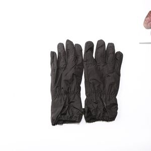 Outdoor warm gloves reflective men gloves Winter thick gloves windproof unisex gloves black grey