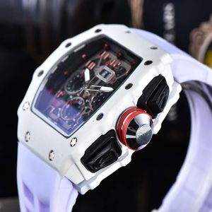 2022 HELA HÄRMENS Fashion WacTh rostfritt stål All Dial Work Chronograph Designer Quartz RMovement Sport Clock Watch260y