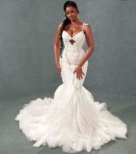 Luxury Mermaid Wedding Dresses Sleeveless V Neck Straps Diamonds Appliques Sequins Beaded Ruffles Lace Train Floor Length Bridal Gowns Custom Made abiti da sposa