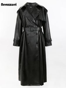 Damenjacken Nerazzurri Frühling Herbst Langer übergroßer schwarzer Pu-Leder-Trenchcoat für Frauen Gürtel Zweireiher Lose beiläufige koreanische Mode 231109