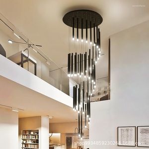 Lâmpadas pendentes de lustre moderno lustres minimalista duplex piso atmosfera de moda nórdica lâmpada de sala de estar villa escada em espiral longa pendurada