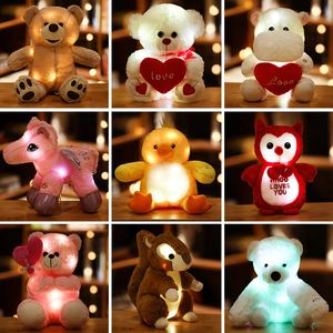 Plush Light - Up Toys 25-35 cm Creative Light Up Bear Niedźwiedź jednorożec Sheep Sheep Plush Pluszowe zabawki Kolorowe Świecące Świąteczne prezenty dla dzieci 231109