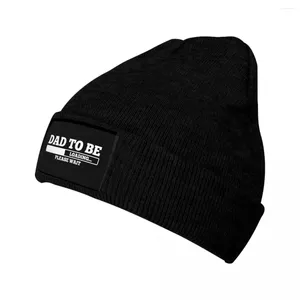 Berets Dad To Be Strickmütze Beanie Wintermützen Warme Farbe Please Wait Cap für Männer Frauen