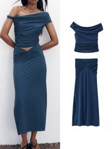 Dwuczęściowa sukienka Traf Fashion Women Solid Skirts Zestawy 2023 Folds Folds Asymetryczne krótkie blaty Wysokie talię prosta spódnica środkowa 230410