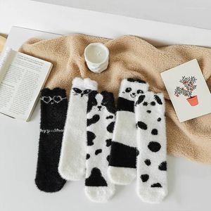 Frauen Socken Cartoon Schwarz Weiß Plüsch Panda Hund Einfache Frau Dicke Kawaii Boden Socke Winter Bequeme Warme Dame