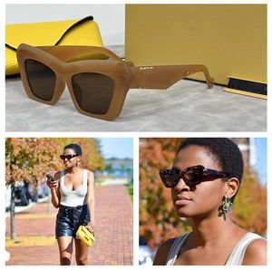 Top Cat Eye Sunglasses Luksusowe marki Designer Design Frame Super Star Celebrity Driving Sunglas na damskie okulary modne Bardzo ładny prezent