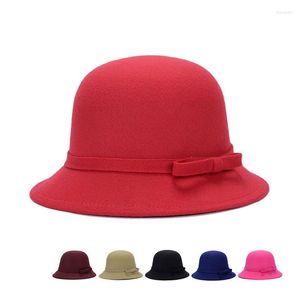 Berets Женская шляпа шляпа лука-узлы зимняя шерсть ощущается федора ковша кепка Cloche Bowler 8 Colors Hats Ladies Vintage Elegant