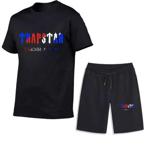 2023 스포츠웨어 패션 디자이너 트랙 슈트 여름 셔츠 트랩 스타 인쇄 2 조각 남자 브랜드 티 코튼 짧은 슬리브 티셔츠 반바지