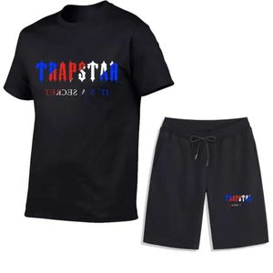 2023 Sportswear Fashion Designer Tracksuits Summer Shirt Trapstar Tryckt Tvådelt mäns märke tee bomull kort ärm t-shirt shorts ess