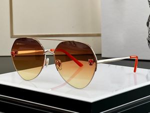 Mode Carti Luxus Coole Sonnenbrille Designer Damen beliebte Polizeibrillen pfirsichförmige Gläser Metallbär geschnitzte Dekoration Gold polierter Rahmen Herren Low Profile