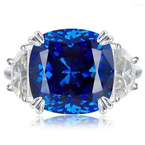 Pierścienie klastrowe SMVP sklep 925 Sterling Silver 13 13 mm Lab Sapphire High Carbon Diamond Kamień Pierścień zaręczynowy dla kobiet hurtowych