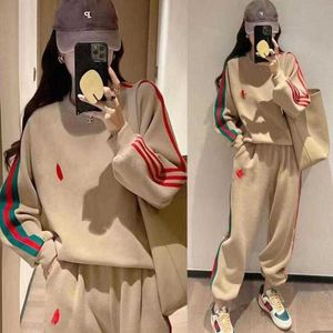 Designer summer women t shirt Shirt Tracksuits Knitted Dress Long Sleeve White Black Casual Piece Knit Pants Sporting Suit