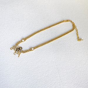 Enkel stil gåva halsband designer märke hänge halsband mode jul smycken ungdomsstil kärlek gåvor halsband butik womns långkedja grossist